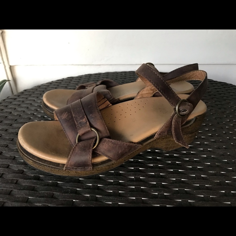 Dansko brown sandals size 38, runs small